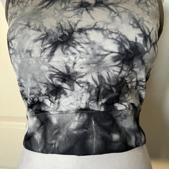 Max Studio Performance Gray Tie Dye Sports Bra Crop Top Size Medium - Picture 3 of 10